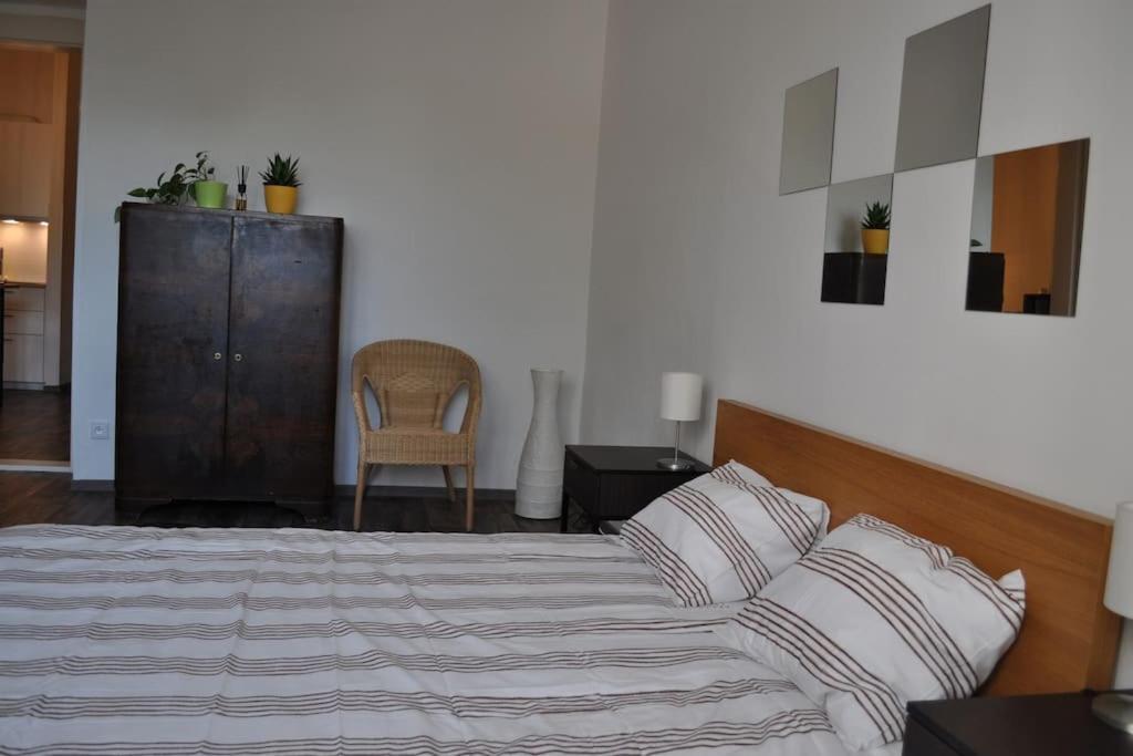 Apartment In Praha 3 Εξωτερικό φωτογραφία